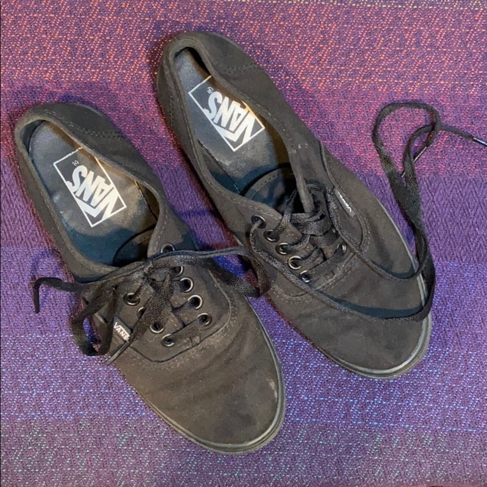 Vans Authentic Lace-Up All Black Men 5 Women 6.5